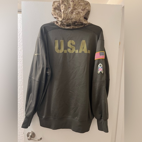 Nike Eagles Hoodie - Picture 2 of 2